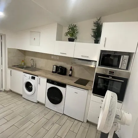 Apartment Chene- 15 Mn De Paris Et 05 Mn D'orly Aeroport Viry-Chatillon